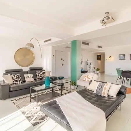 Unique Grand Penthouse In The Heart Of *
